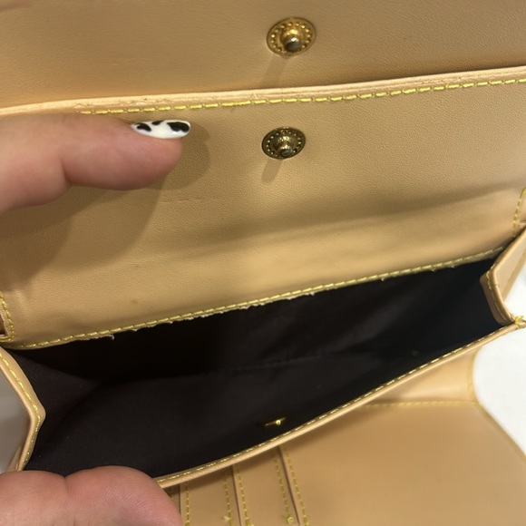 Wallet - Picture 4 of 4